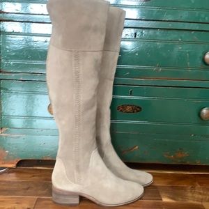 New with tags Vince Camuto tall boots